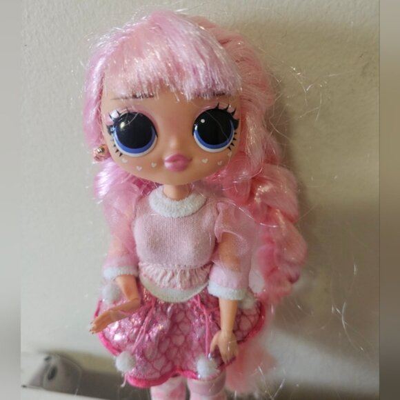 LOL Surprise OMG Fashion Show Style Edition Larose Fashion Doll - Picture 2 of 7